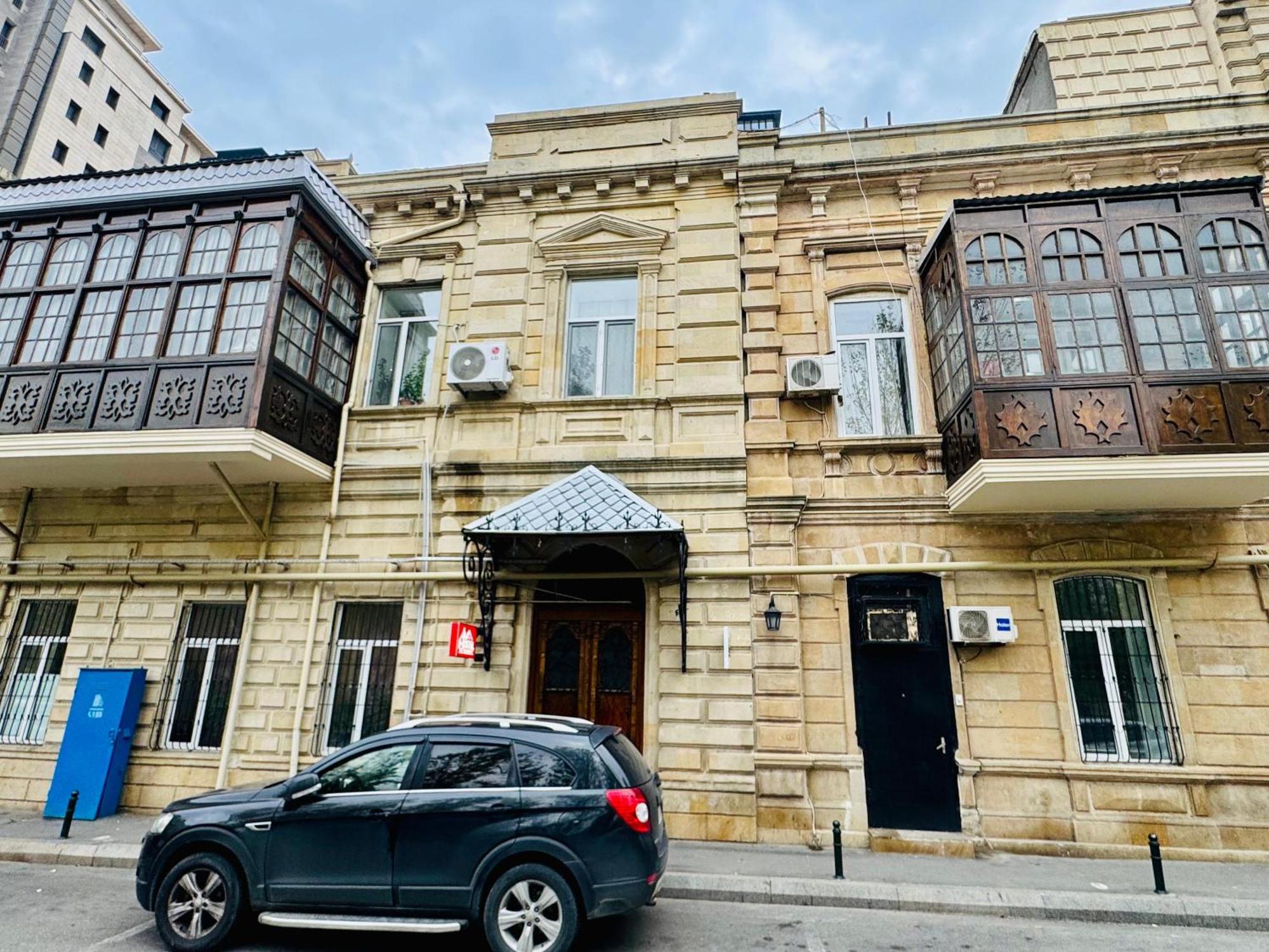 Central Baku Hostel Exteriör bild